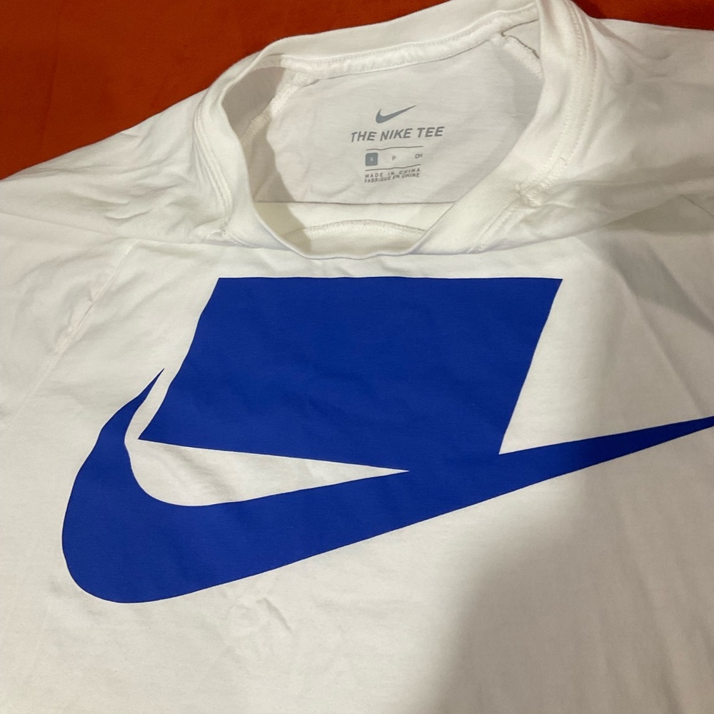 New Men’s Nike NSW Block Logo Tee Shirt SS NSW 1 Size SMall - Picture 3 of 11